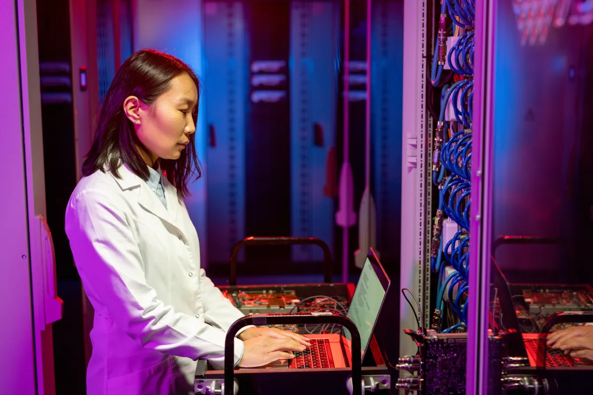 IT specialist performing diagnostic tests